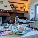 Il Poggiolo فندق مبيت وإفطار 3*