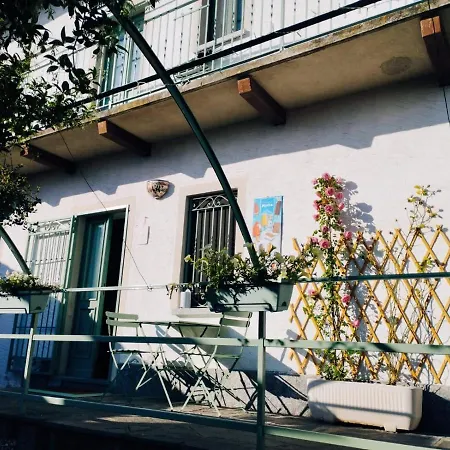 Il Poggiolo 3* סטרסה